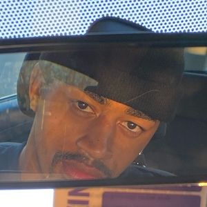 Meet your Posher, Joadie